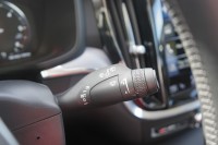 Volvo V60 Kombi 2.0 Momentum Pro
