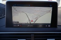 Peugeot 3008 1.2 12V e-THP Active