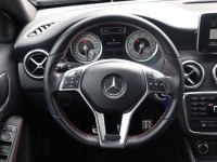 Mercedes-Benz A 180 A180 AMG Line