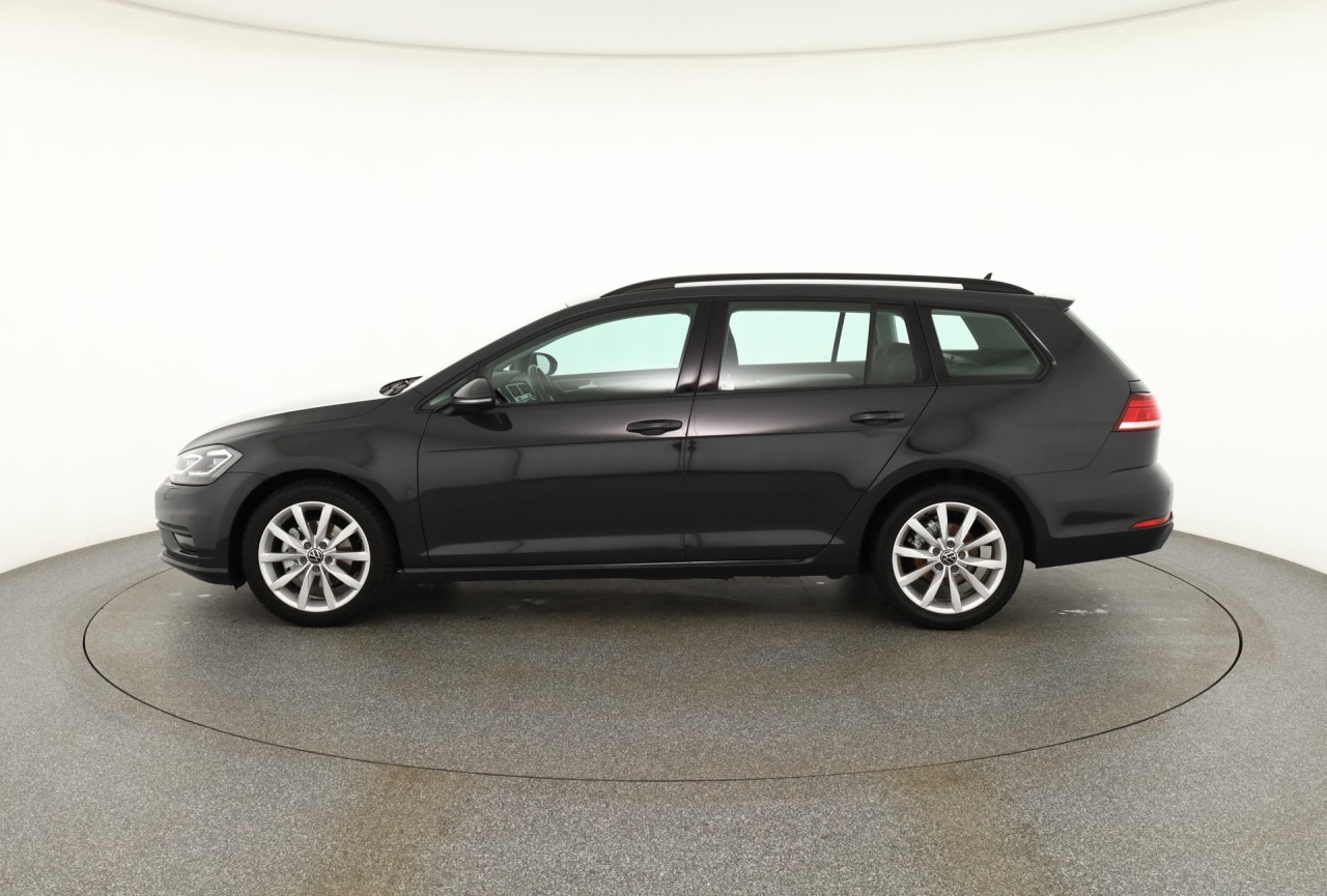 VW Golf VII Variant 1.6 TDI DSG
