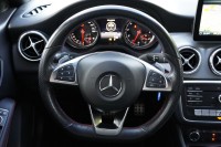 Mercedes-Benz CLA 180 AMG Line