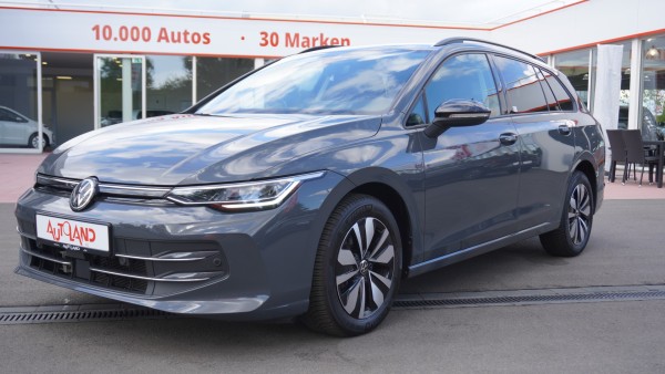 VW Golf VIII Variant 1.5 eTSI Goal DSG
