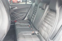 Mercedes-Benz CLA 180 Score