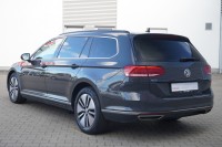 VW Passat Variant GTE