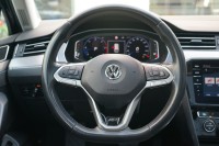 VW Passat Variant 2.0 TDI DSG R-Line