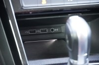 VW Touran 1.5 TSI Highline R-line