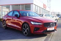 Volvo S60 2.0 M-Hybrid Ultimate Dark AWD