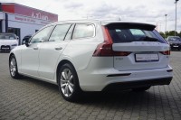 Volvo V60 Kombi 2.0 Momentum Pro