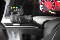 VW Golf VIII Variant 1.0 eTSI DSG