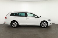 VW Golf VII Variant 1.5 TSI DSG Highline