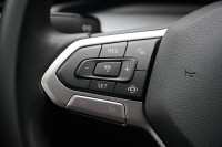 VW Golf VIII 1.0 Active