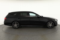 Mercedes-Benz E 220 E220d 4Matic AMG Line