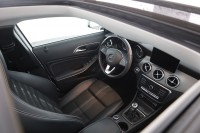 Mercedes-Benz GLA 180 Urban