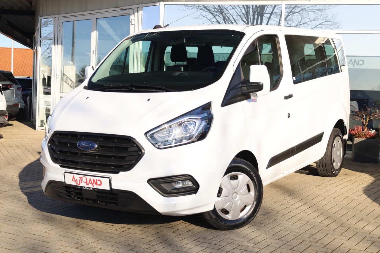 Ford Transit Custom L1 9-Sitzer