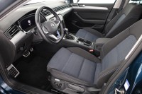 VW Passat Variant GTE