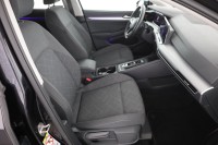 VW Golf VIII Variant 1.5 eTSI DSG