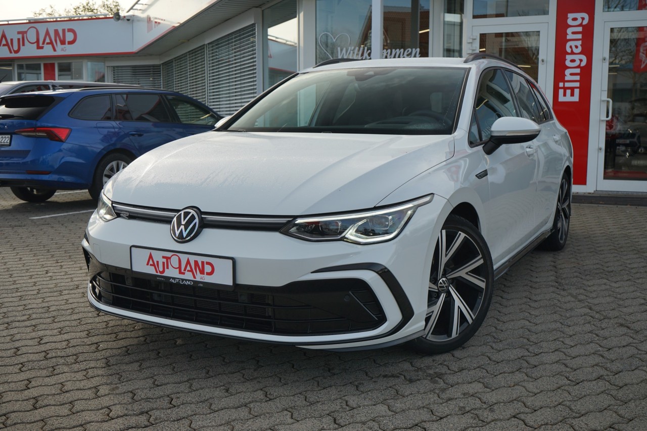 VW Golf VIII Variant R-Line eTSI