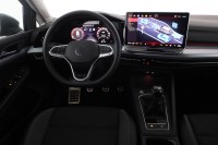 VW Golf VIII Variant 1.5 TSI Goal