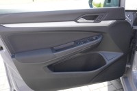 VW Golf VIII Variant 1.0 eTSI DSG
