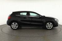 Mercedes-Benz GLA 180 Urban