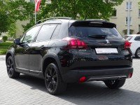 Peugeot 2008 1.2 PureTech Black Edition