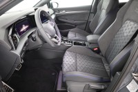 VW Golf VIII Variant 1.5 eTSI R-Line DSG