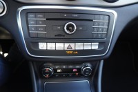 Mercedes-Benz CLA 220 4-Matic AMG Line