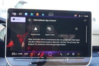 VW Golf VIII Variant 1.5 eTSI R-Line