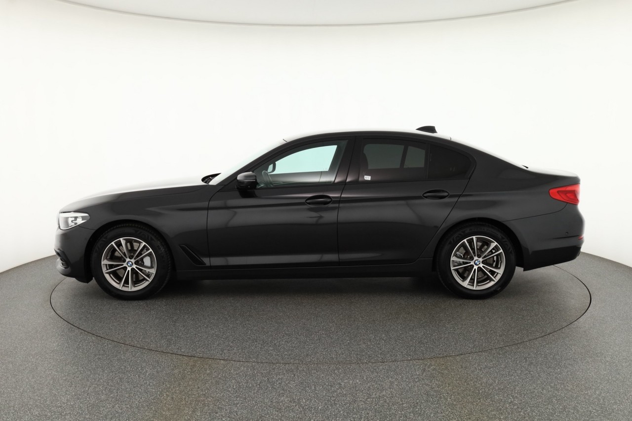 BMW 530 530i Sport Line