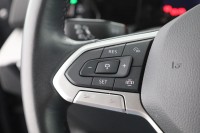 VW Golf VIII Variant 1.0 TSI