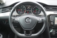 VW Passat Variant 2.0 TDI DSG R-Line