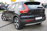 Volvo XC 40 XC40 2.0 Momentum Pro 2WD