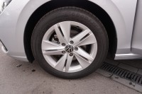 VW Golf VIII Variant Life eTSI