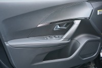 Peugeot 2008 1.2 M-Hybrid Allure Aut.