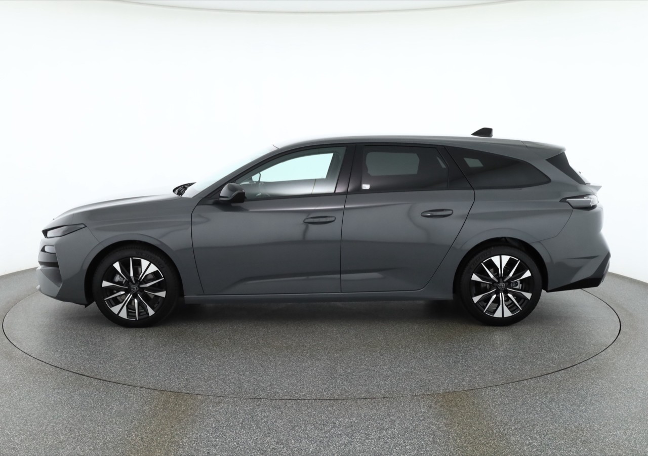 Peugeot 308 SW 1.2 Hybrid 145 Aut.