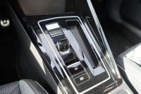 VW Golf VIII Variant 2.0 R-Line