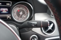 Mercedes-Benz CLA 200 AMG Line