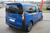 Ford Tourneo Courier 1.0 EcoBoost Titanium