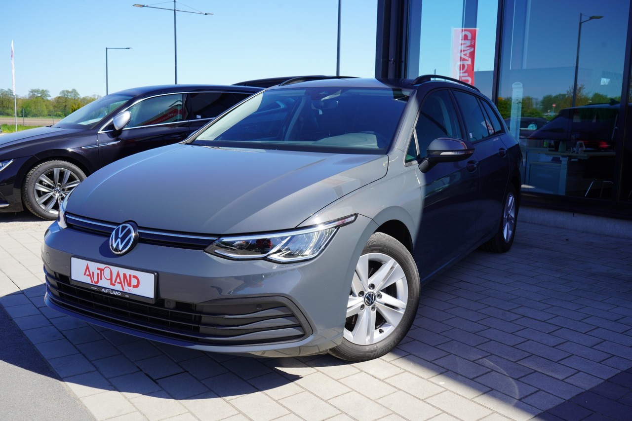 VW Golf VIII Variant Life eTSI