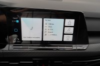 VW Golf VIII 1.5 eTSI R-Line