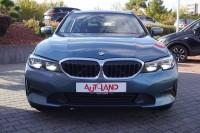 BMW 330 330iA Advantage AHK