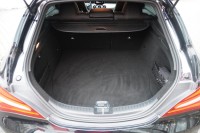 Mercedes-Benz CLA 250 Shooting Brake AMG Line 7G-DCT