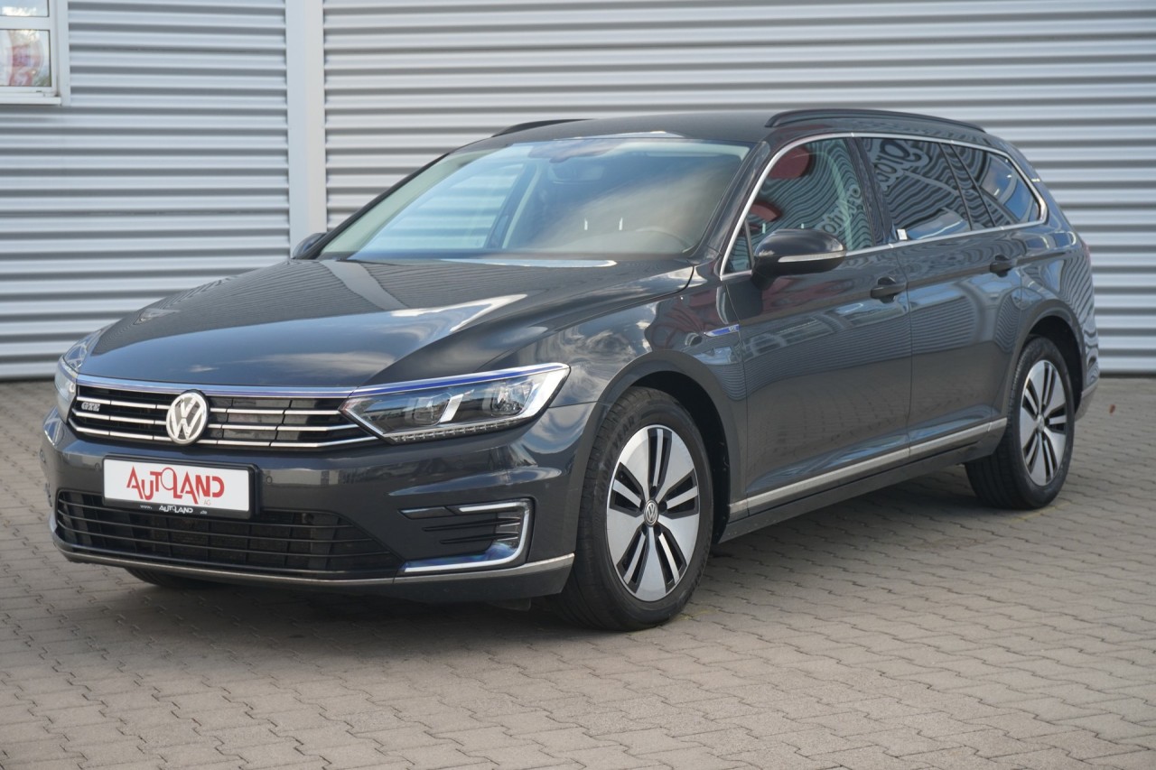 VW Passat Variant GTE