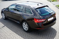 Skoda Superb Combi 2.0 TDI DSG