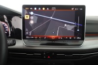 VW Golf VIII Variant 1.5 eTSI DSG