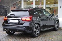 Mercedes-Benz GLA 180 AMG-Line