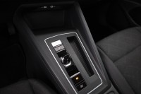 VW Golf VIII Variant 1.0 eTSI DSG Life