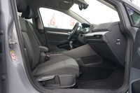 VW Golf VIII Variant 1.0 TSI