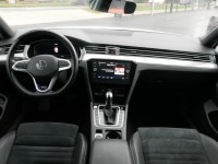 VW Passat Variant GTE