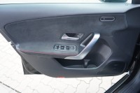 Mercedes-Benz A 220 A220 AMG Line Multibeam